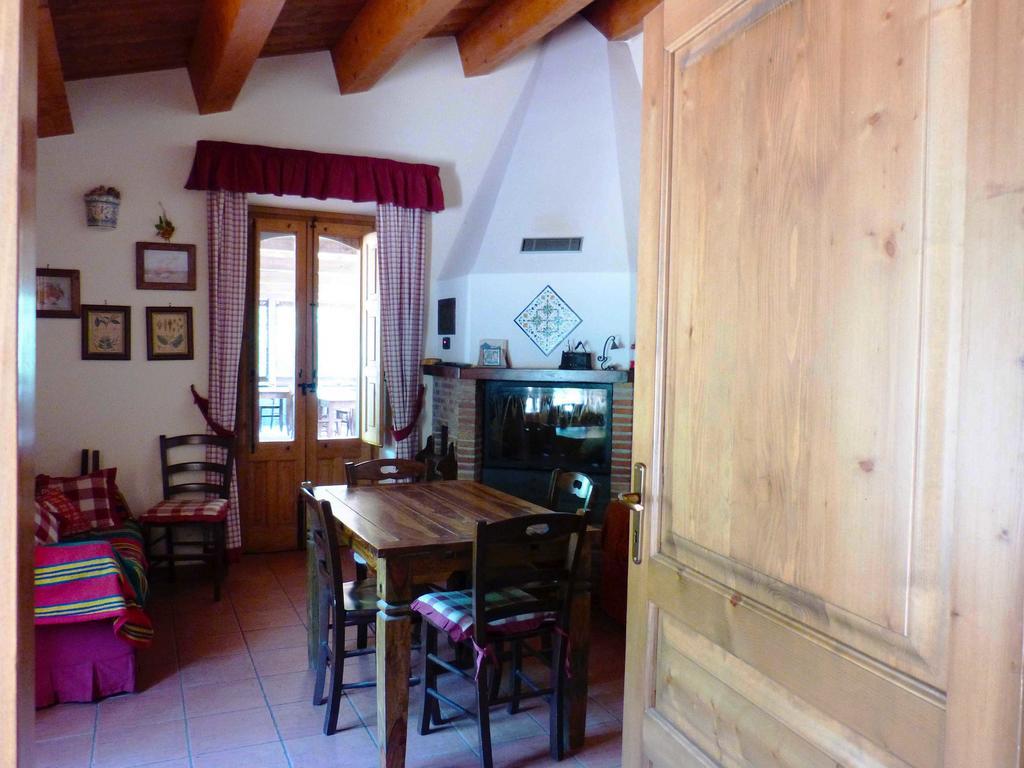 L'Orto Dei Semplici Pension Mascali Buitenkant foto